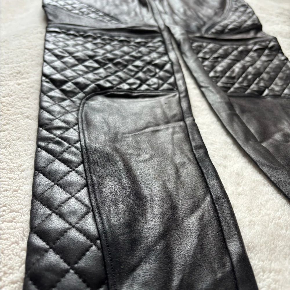 SPANX Women’s Moto Faux Leather Leggings - Picture 5 of 13